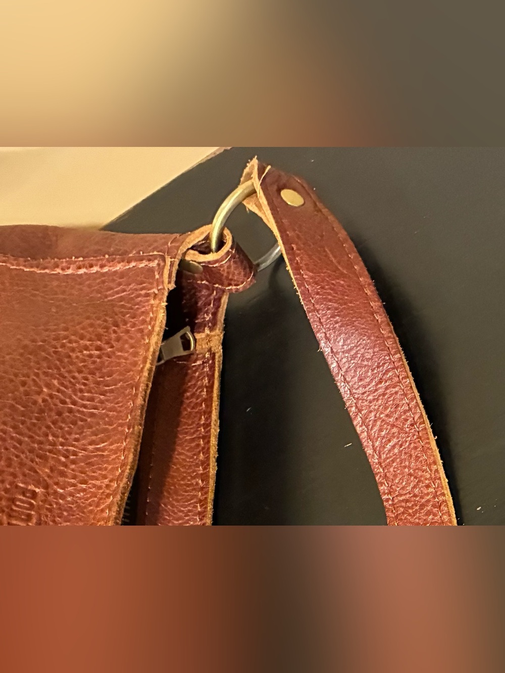 Portland Leather Goods Triangle Shoulder Bag Nutmeg Pebble Leather classic - Picture 6 of 16